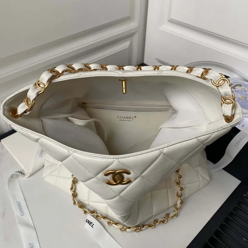 Chanel AS4777 24P Nová taška Hobo z bílé jehněčí kůže