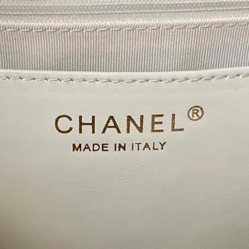 Chanel AS4777 24P Nová taška Hobo z bílé jehněčí kůže