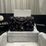 Chanel A01112 Flap Classic 11.12  Potiskovaná látka a zlatý kov Černá a vícebarevná