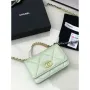 Chanel AP0957 19 Peněženka na řetízku Woc Lesklá jehněčí kůže Zelená