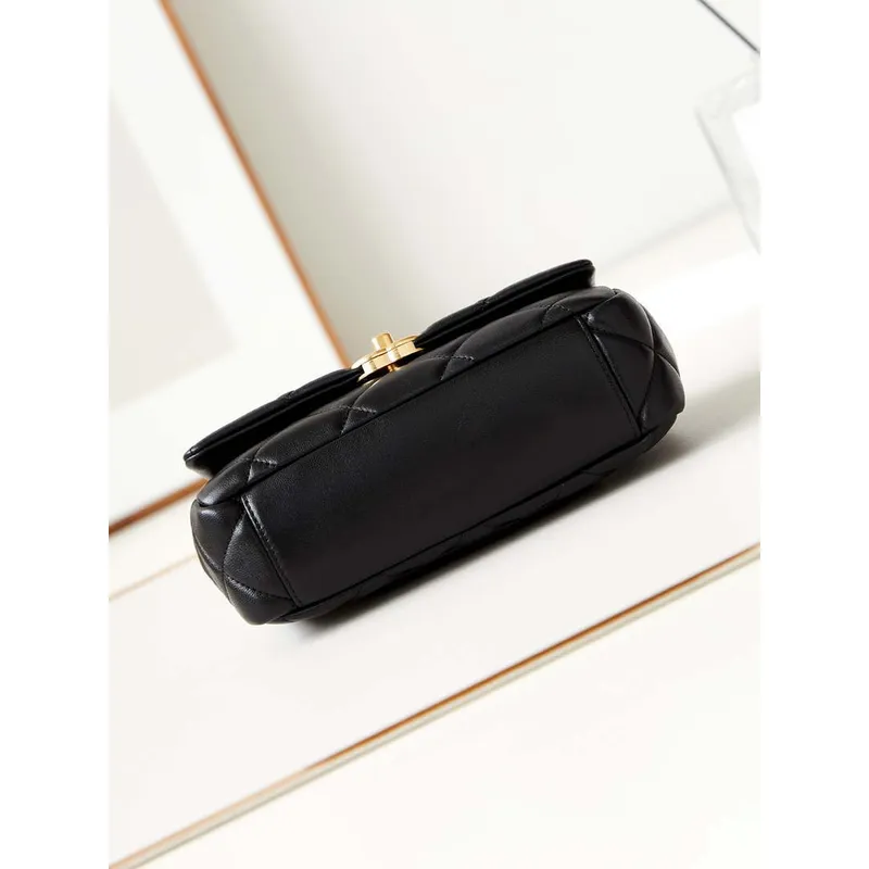 Chanel AS4595 MINI FLAP BAG Metalická telecí kůže Diamante & Gold Tone Metal Black