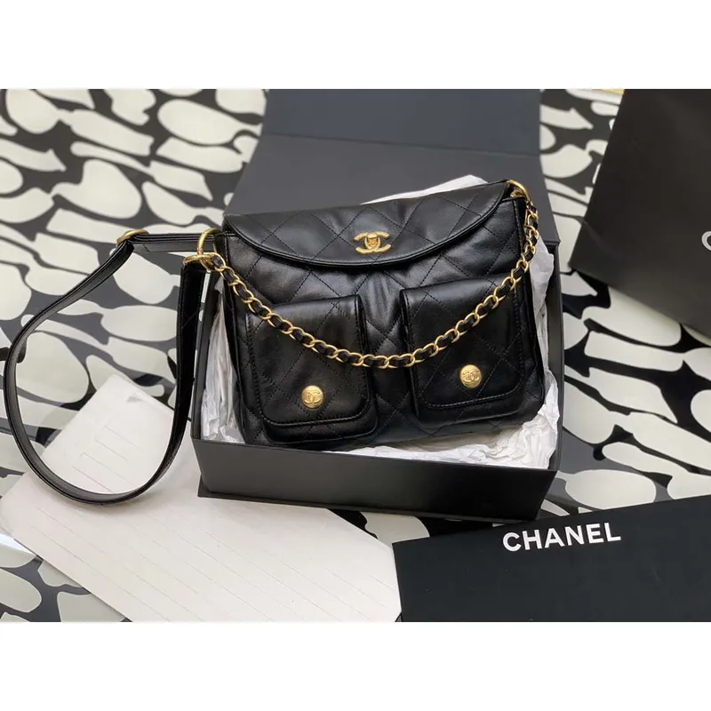 Chanel A99335 Taška Hobo z jehněčí kůže a zlatého kovu, černá