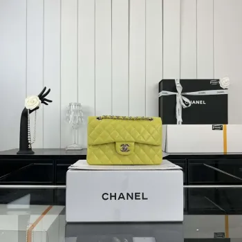 Chanel A01117 Kabelka s klopou Klasická taška Citronově žlutá jehněčí kůže