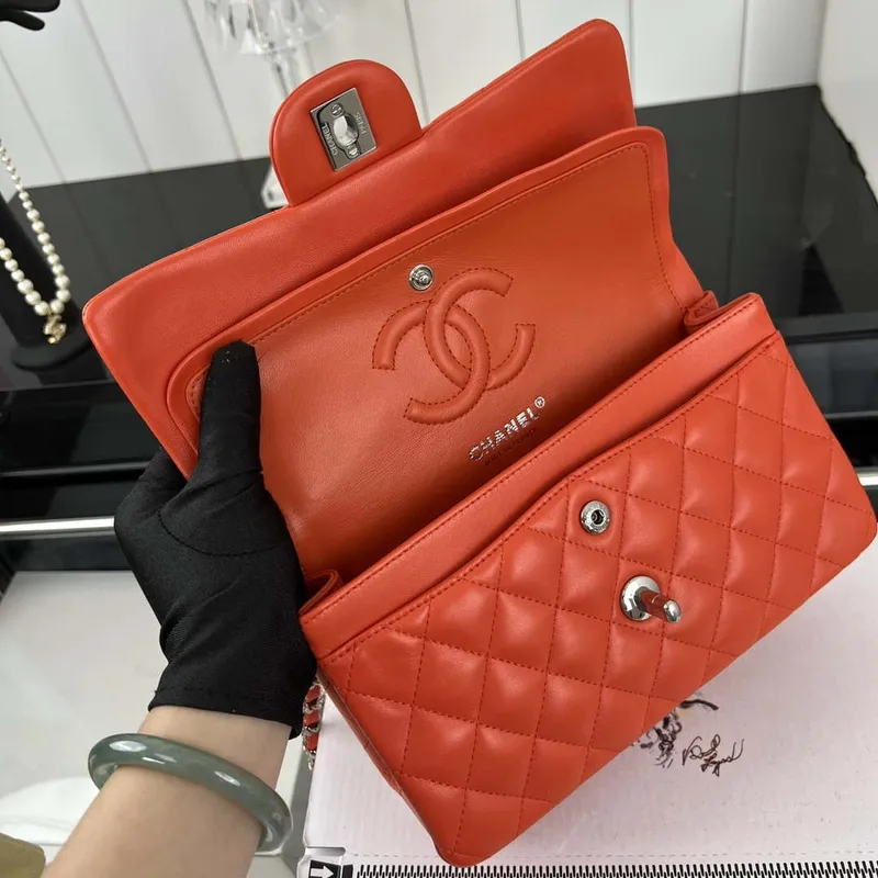 Chanel A01117 Kabelka s klopou Klasická taška Oranžová jehněčí kůže