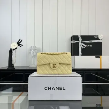 Chanel A01117 Kabelka s klopou Klasická taška Světle žlutá jehněčí kůže