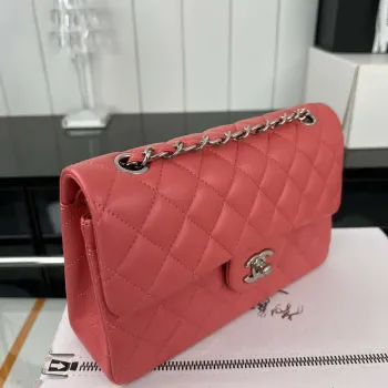 Chanel A01117 Kabelka s klopou Klasická taška Červená jehněčí kůže