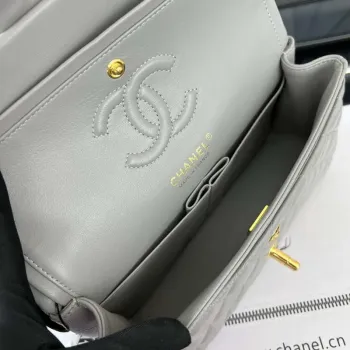 Chanel A01117 Kabelka s klopou Klasická taška Šedá jehněčí kůže