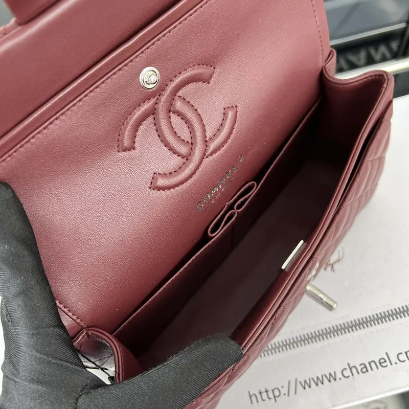 Chanel A01117 Kabelka s klopou Klasická taška Vínově červená jehněčí kůže