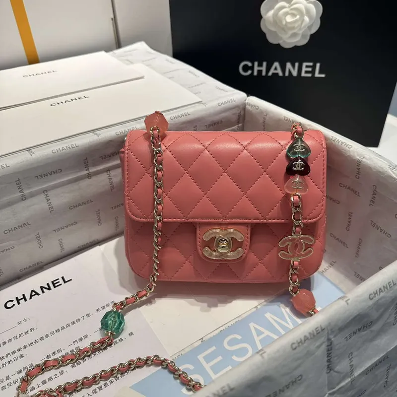 Chanel AS3782 MINI kabelka s klopou 23P smaltovaná zlatá kovová 16 cm růžová