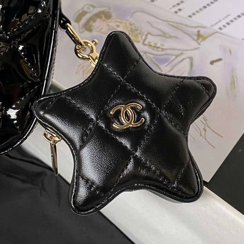 Chanel AS4648 Kabelka s klopou a peněženka STAR COIN PURSE Zrcadlová telecí kůže Metalická telecí kůže a zlatý kov Černá