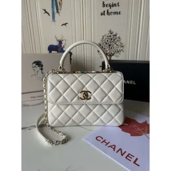 Chanel Trendy 24C taška s klopou a horním uchem z jehněčí kůže A92236 Bílá Vícebarevné logo