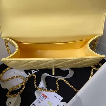 Chanel AS2649 Woc Peněženka na řetízku se zlatým přívěskem Malá vintage taška z telecí kůže Žlutá