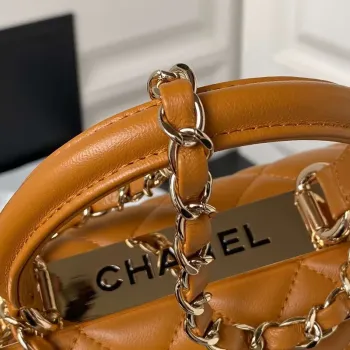 Chanel AS4654 Trendy CC taška s klopou a horním uchem z jehněčí kůže a zlatého kovu v oranžové barvě