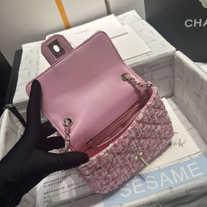 Chanel AS3782 MINI Flap Bag 23P vlněná smaltovaná zlatá kovová růžová 16 cm