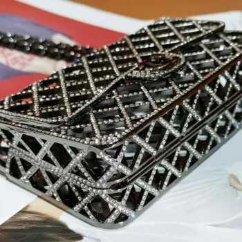 Chanel 24c sběratelská série večerní kabelka Bílé krystaly Swarovski A88810