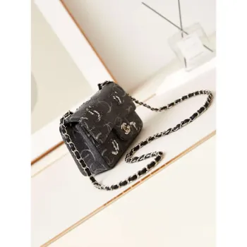 Chanel AS1119 Malá klasická kabelka s klopou Černá džínová kabelka s korálky a flitry