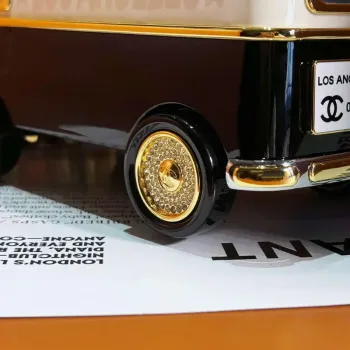 Chanel AS4590 MINI VAN Minaudiere plexi Smalt  Strass & Zlatý kov černá bílá & zlatá