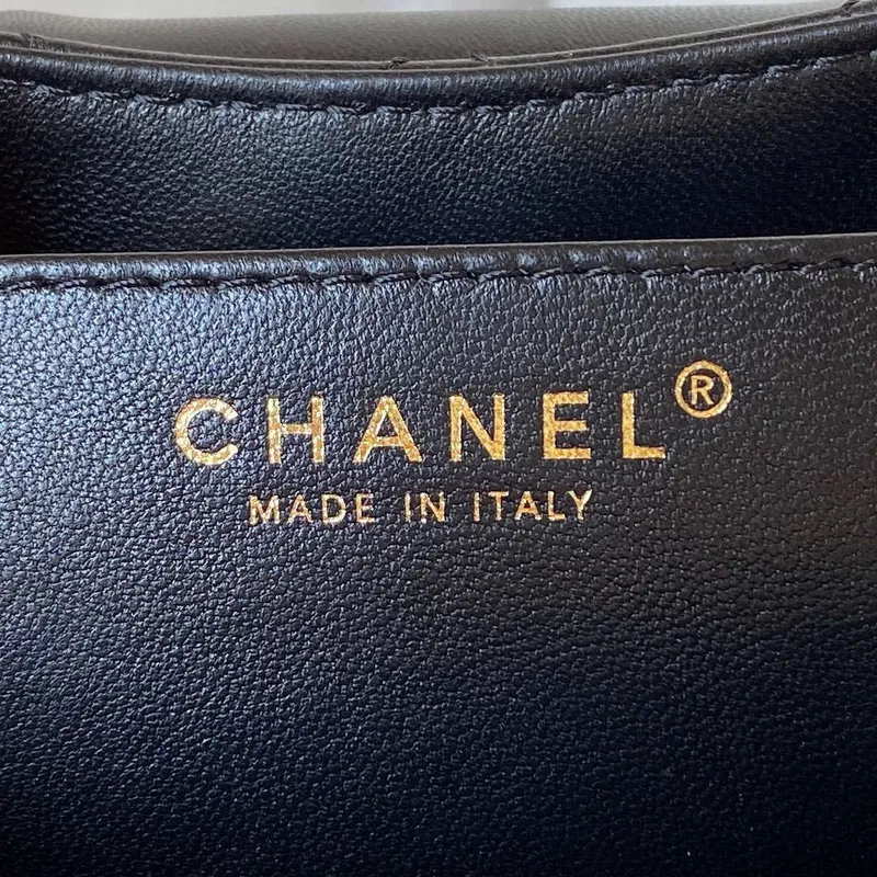 Chanel AS4610 Messenger taška Jehněčí kůže Černá