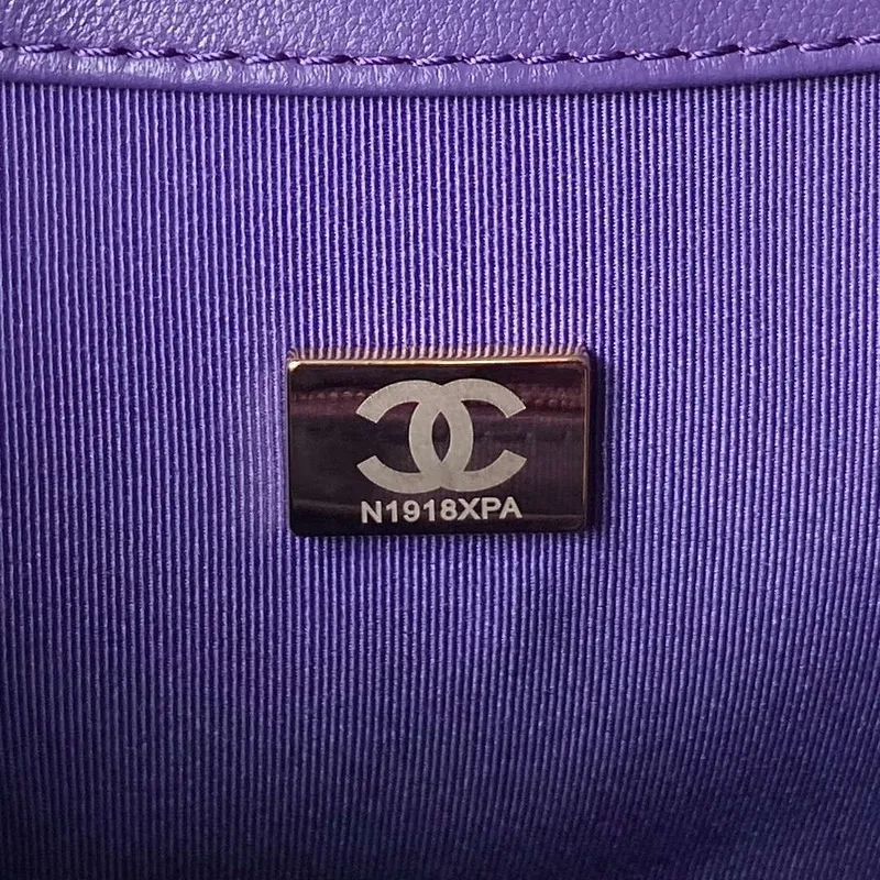 Chanel AS4610 Messenger taška Jehněčí kůže Fialová