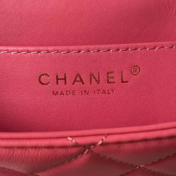Chanel AS4609 Malá taška přes rameno z jehněčí kůže, červená