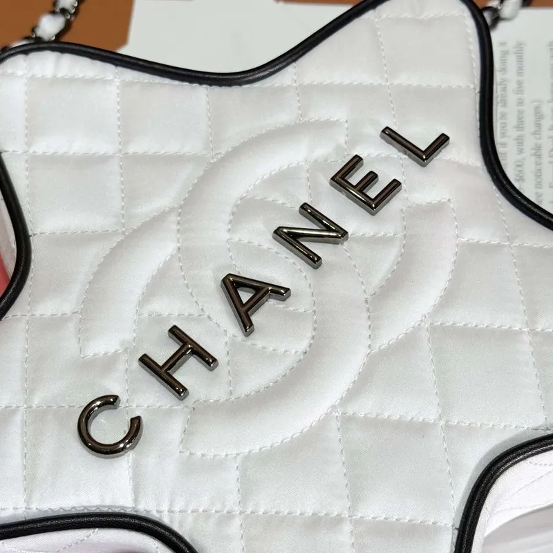 Chanel AS4579 Kabelka Star Satén a černý kov Bílý