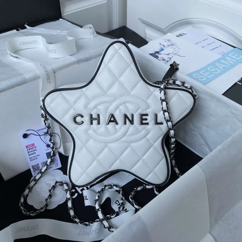 Chanel AS4579 Kabelka Star z metalické jehněčí kůže Černá kovová Bílá