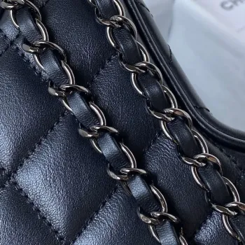 Chanel AS4579 Star Handbag metalická jehněčí kůže Černá kovová Černá