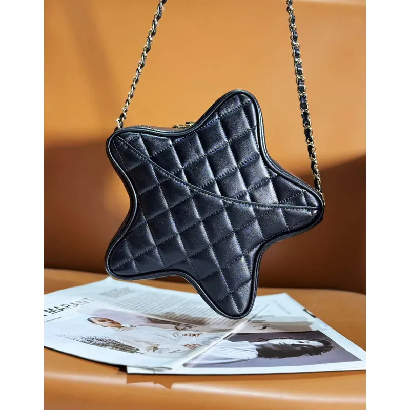 Chanel AS4579 Star Handbag metalická jehněčí kůže zlatá kovová černá