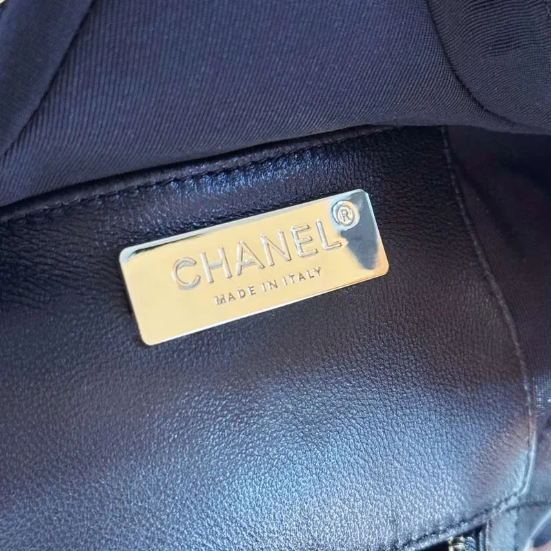 Chanel AS4579 Star Handbag metalická jehněčí kůže zlatá kovová černá