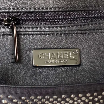 Chanel AS1116 Malá taška s klopou Velvet Crystal Pearl A69900 Černá