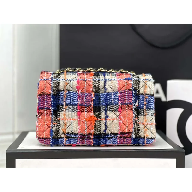 Chanel AS1116 Malá taška s klopou Woolen A69900 Růžová a modrá