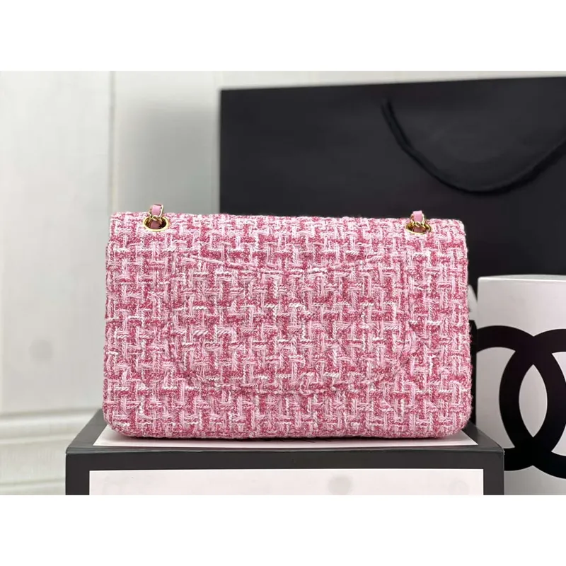 Chanel A01112 Klasická kabelka s klopou, vlněná a zlatá kovová růžová