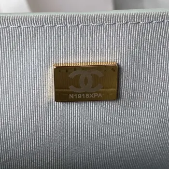 Chanel AS4051 Kabelka s klopou Jehněčí kůže Zlatý kov Světle zelená