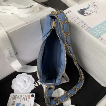 Chanel AP3647 23K Malá taška Hobo z jehněčí kůže, zlatá kovová, modrá