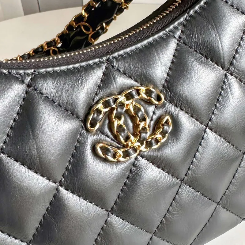 Chanel AP3647 23K Malá taška Hobo z jehněčí kůže, zlatý kov, černá