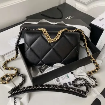 Chanel AP3267 19 Peněženka na řetízku Woc Lesklá jehněčí kůže Černá