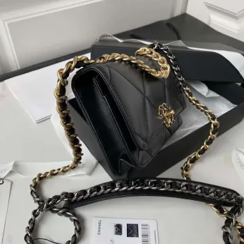 Chanel AP3267 19 Peněženka na řetízku Woc Lesklá jehněčí kůže Černá