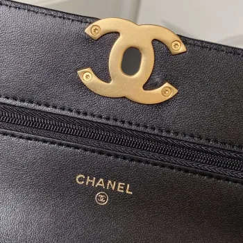 Chanel AP3267 19 Peněženka na řetízku Woc Lesklá jehněčí kůže Černá