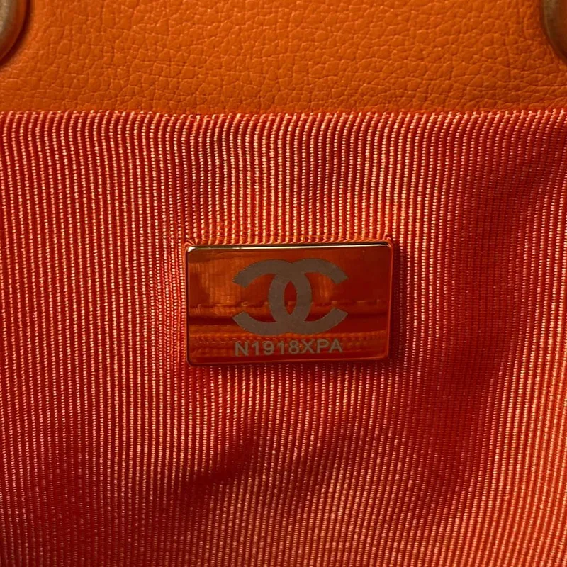Chanel AS3947 Malý batoh Lambski & Zlatý kov Oranžová
