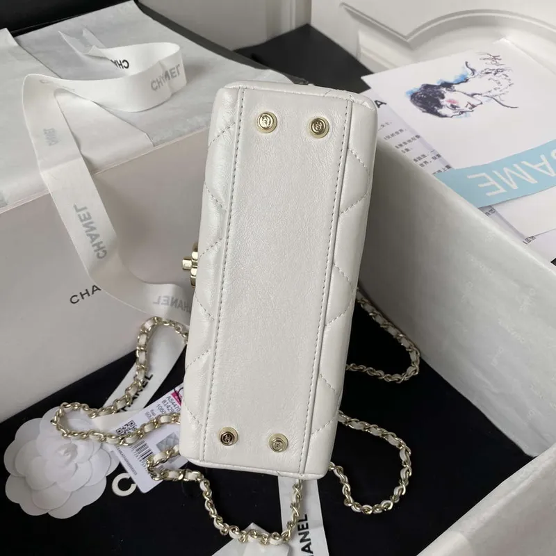 Chanel AS4469 Malá kabelka BOX Lesklá telecí kůže a zlatý kov Bílá