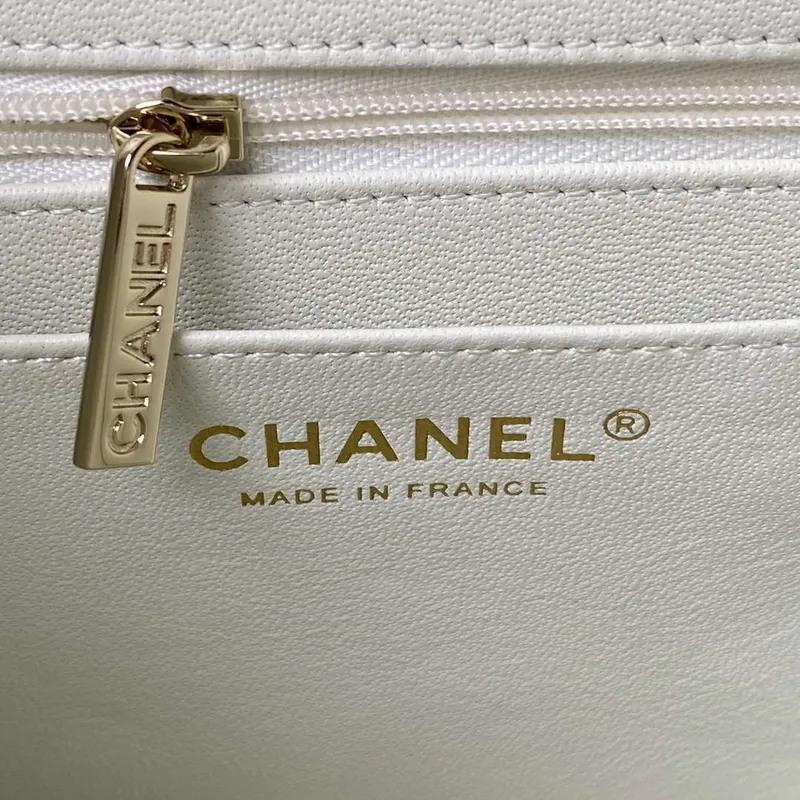 Chanel AS4469 Malá kabelka BOX Lesklá telecí kůže a zlatý kov Bílá