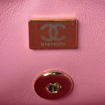 Chanel AS4469 Malá kabelka BOX z lesklé telecí kůže a zlatého kovu, růžová