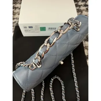 Chanel AP3645 Woc Peněženka na řetízku Modrá lesklá zmačkaná telecí kůže Strass & Ruthenium Finish Metal