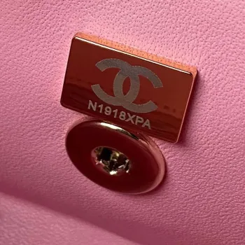 Chanel AS4469 Mini BOX taška z lesklé telecí kůže a zlatého kovu, růžová