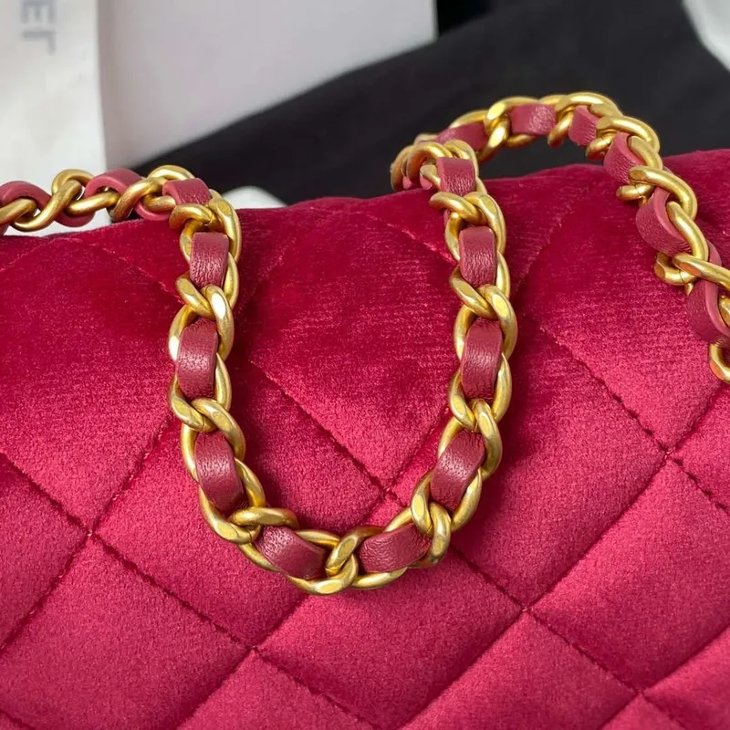 Chanel AP3363 Klopová taška Baguette Sametově vínově červená