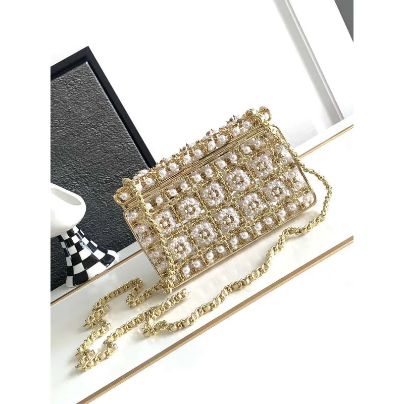 Chanel A90091 Limitovaná edice Pearl Metal CF večerní kabelka se zapínáním na klopě, zlatý kov