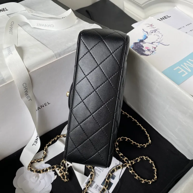Chanel 23K AS2431 Mini flap Lambskin taška s horním uchem Černá