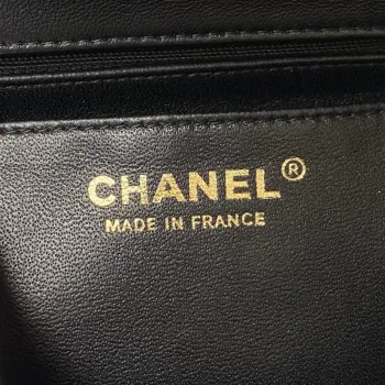 Chanel 23K AS2431 Mini flap Lambskin taška s horním uchem Černá