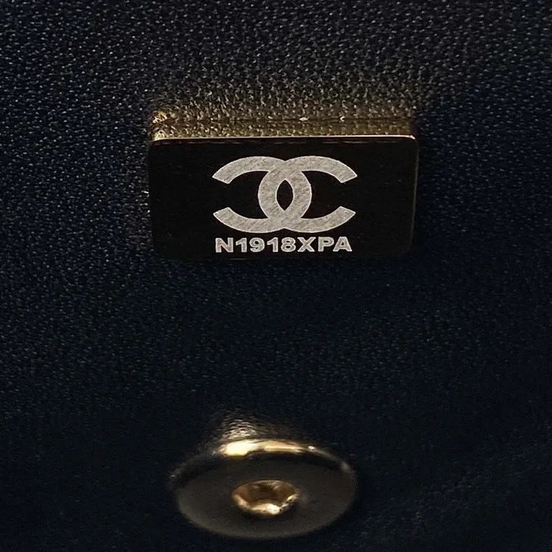 Chanel 23K AS2431 Mini flap Lambskin taška s horním uchem Černá