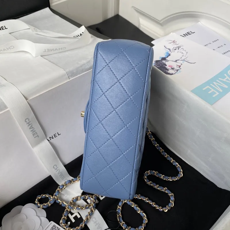 Chanel 23K AS2431 Mini flap Lambskin taška s horním uchem Modrá